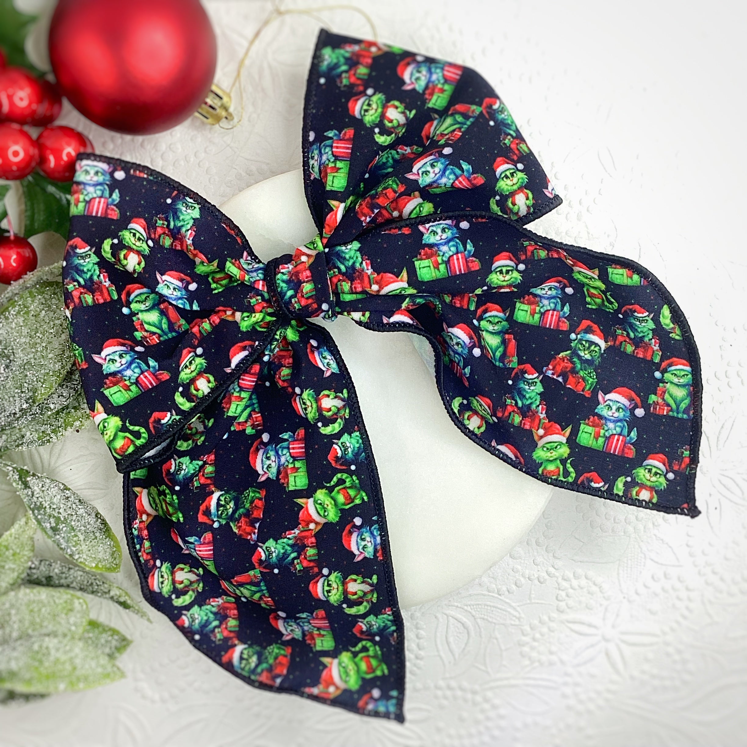 Mean Green Christmas Cats Bow Strip Collection