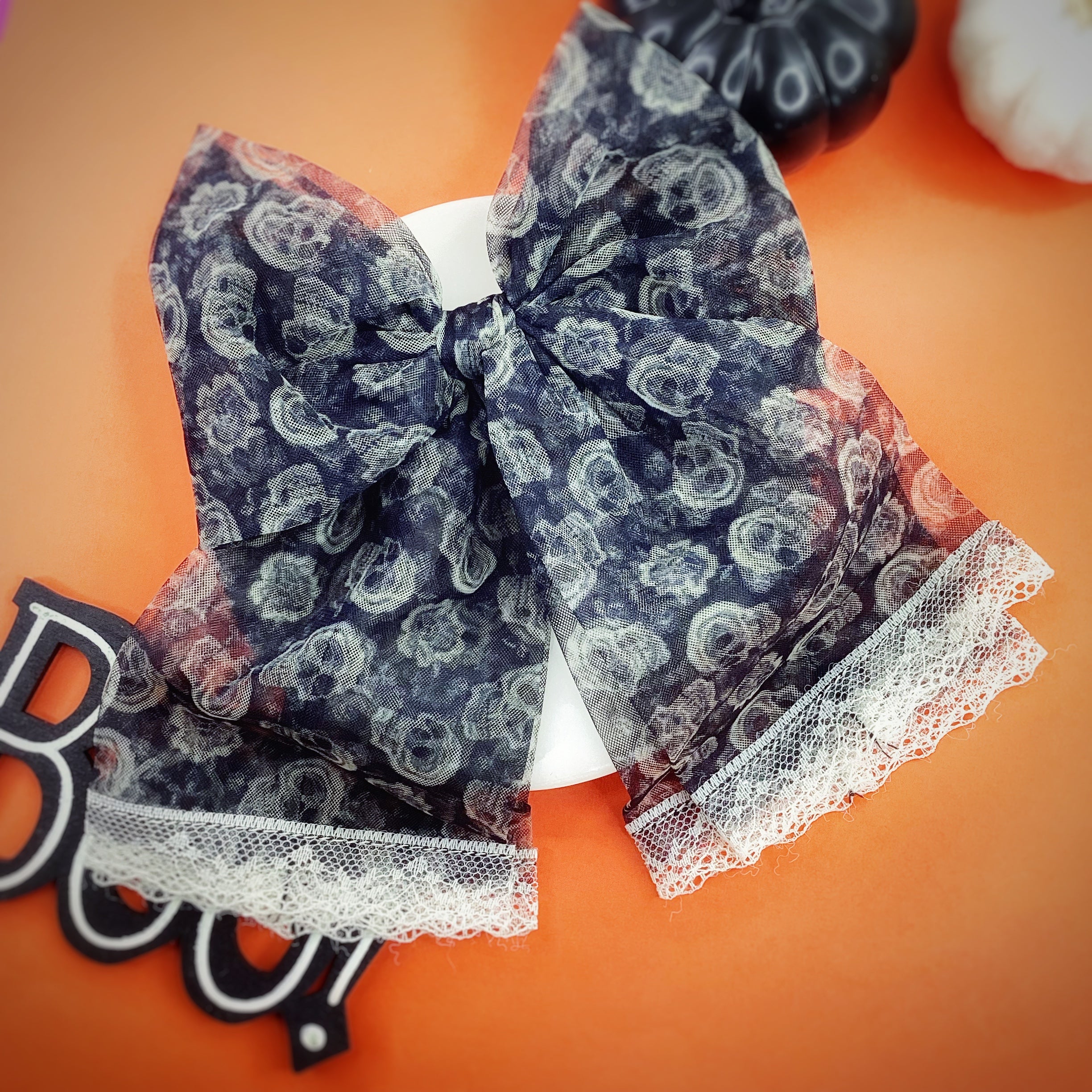 Skull Lace Fluffy Tulle Bow