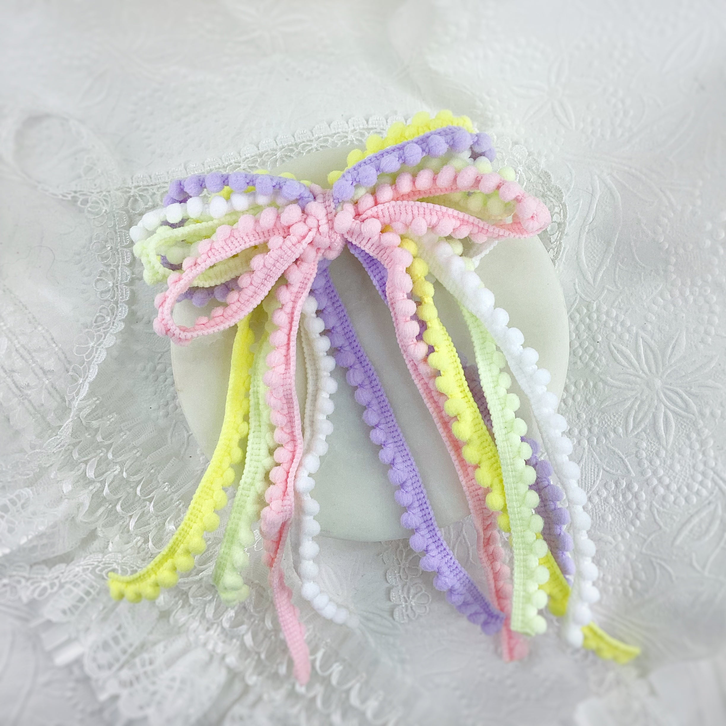 Messy Trim Bows