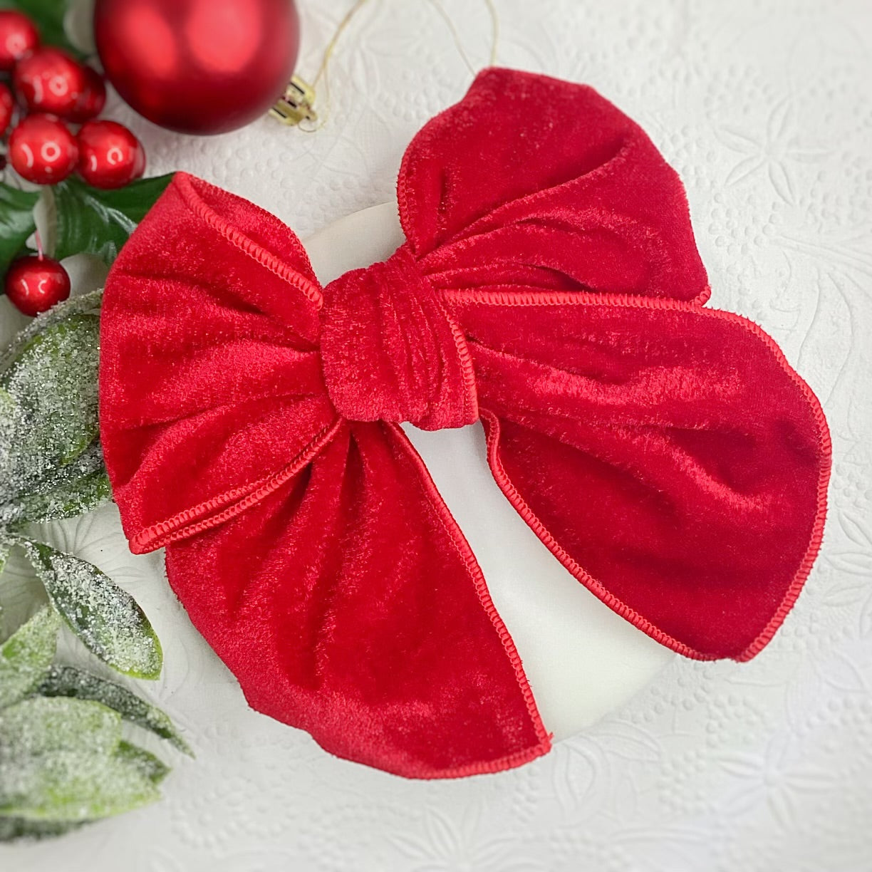Christmas Velvet Bow Strip and Scrunchie Collection