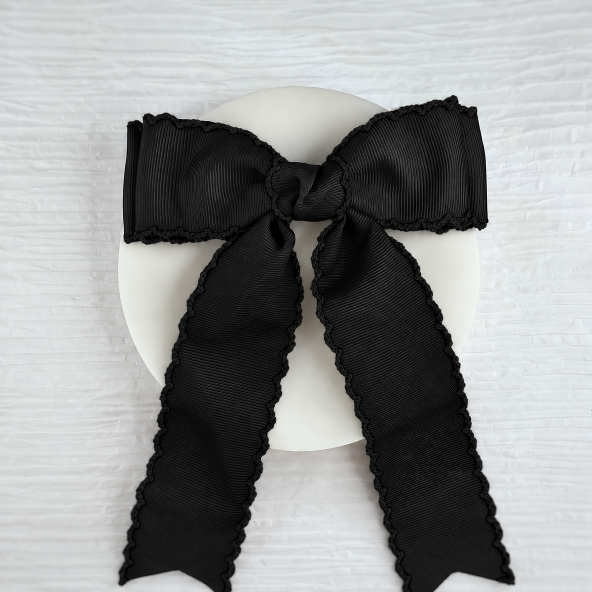 Black on Black Solid Finished Moonstitch Bows
