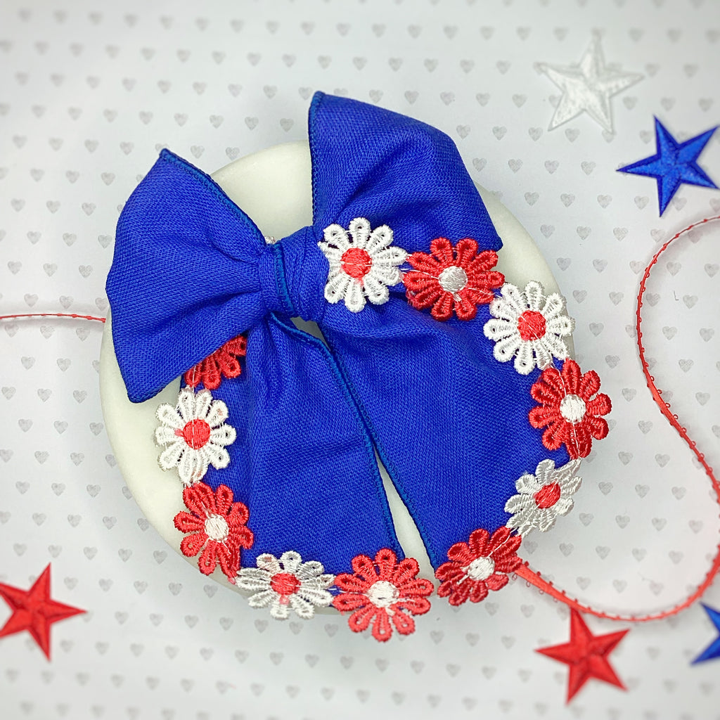 Patriotic Daisy Floral Trimmed Matilee Bows
