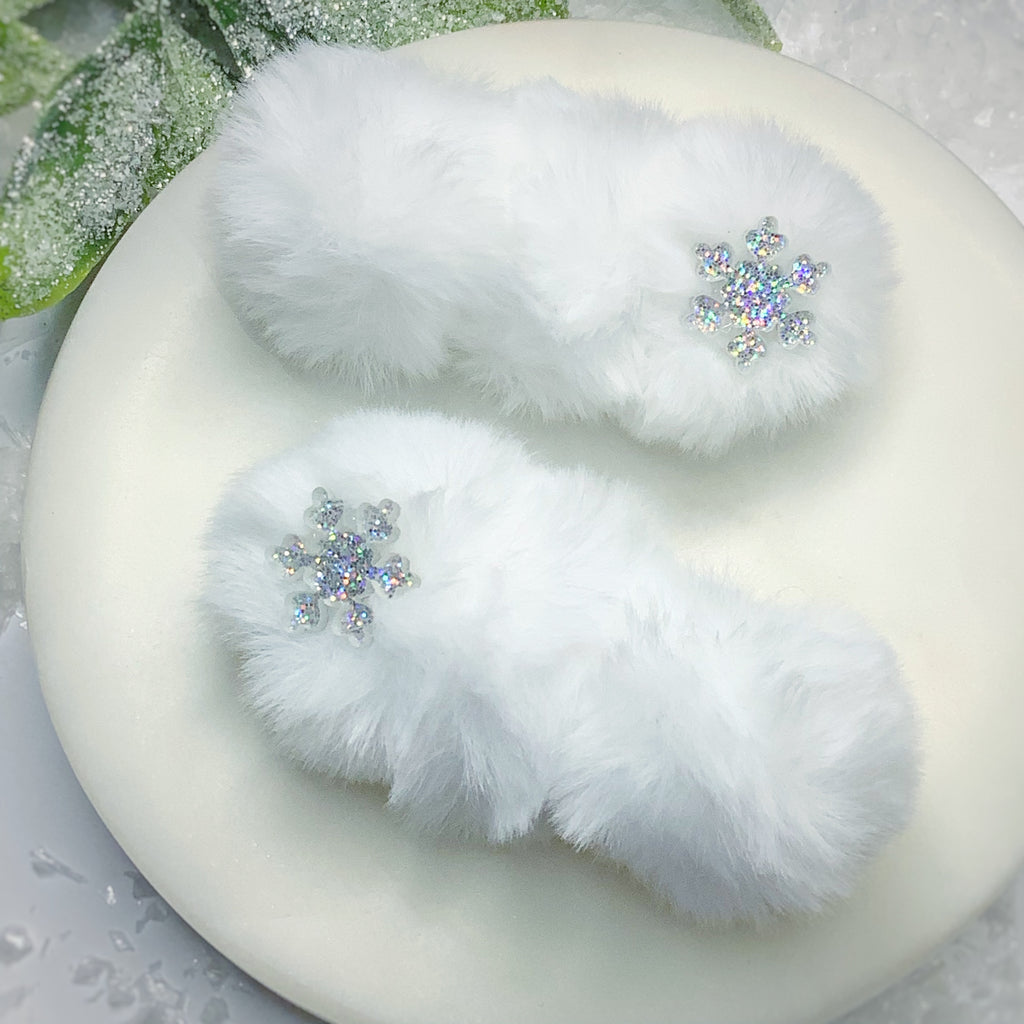 Dreaming of a White Christmas Puff Clip Set