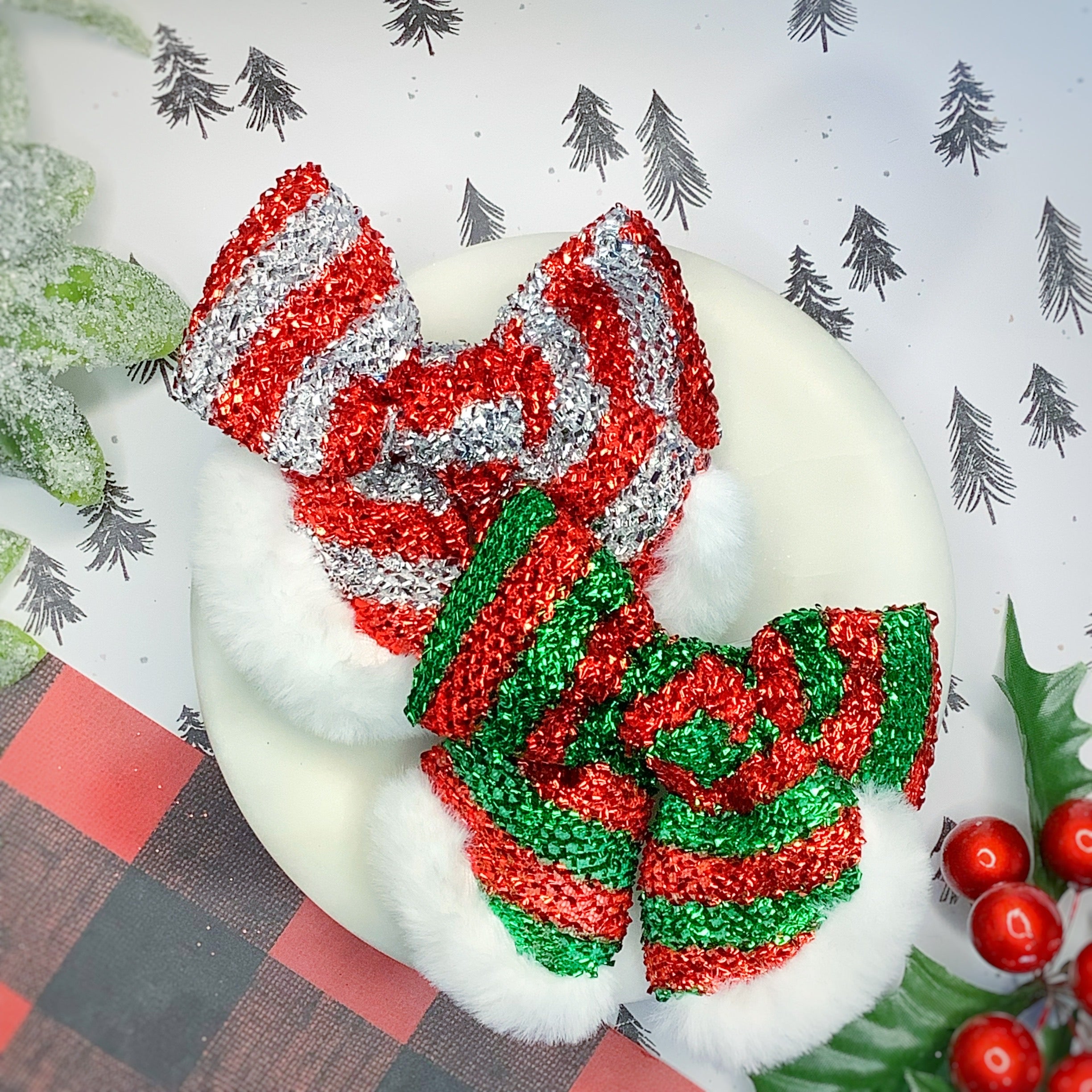 Tinsel Christmas Pre-Tied Bow Strip Collection
