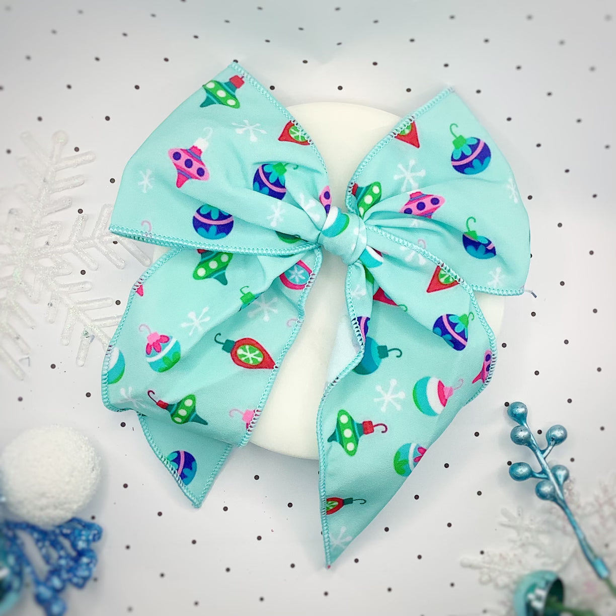 Hooked on Christmas Bow Strip and Scrunchie Collection
