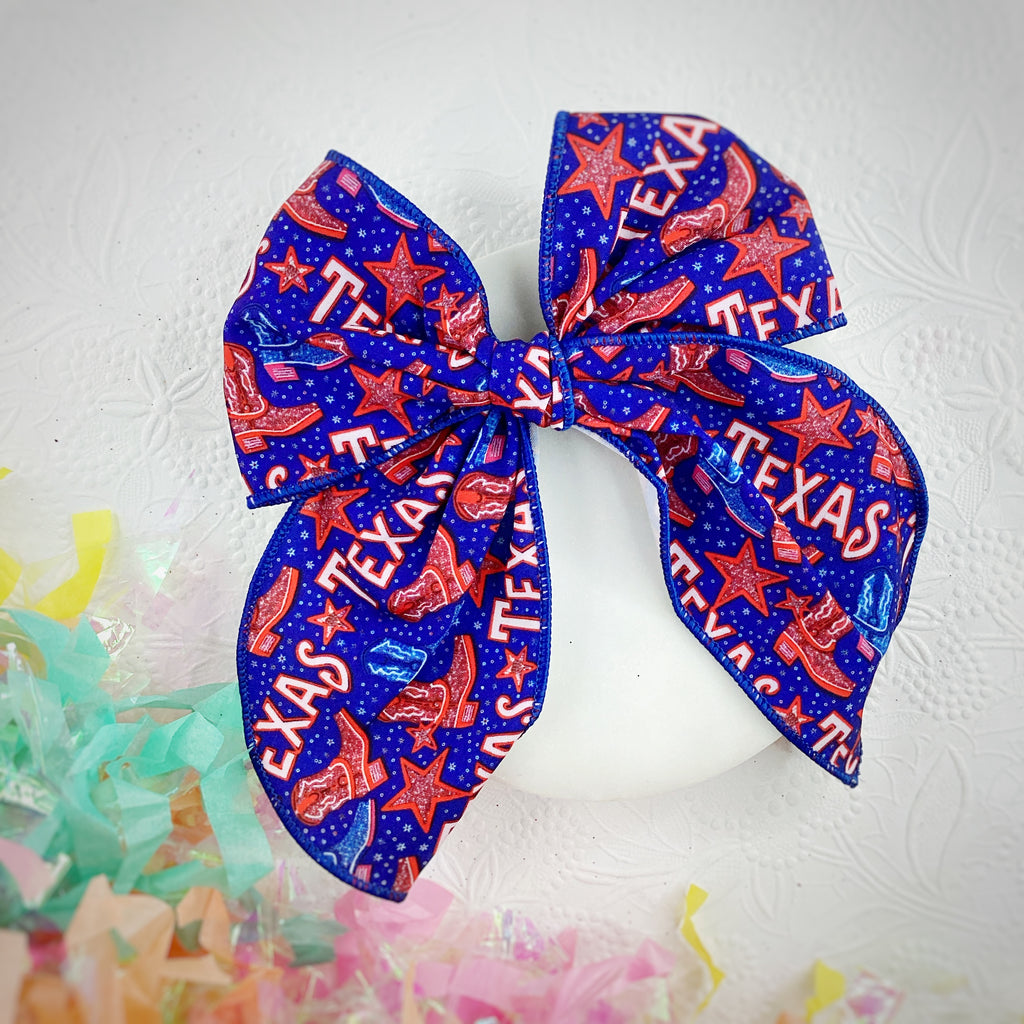 Texas Bow Strip Collection