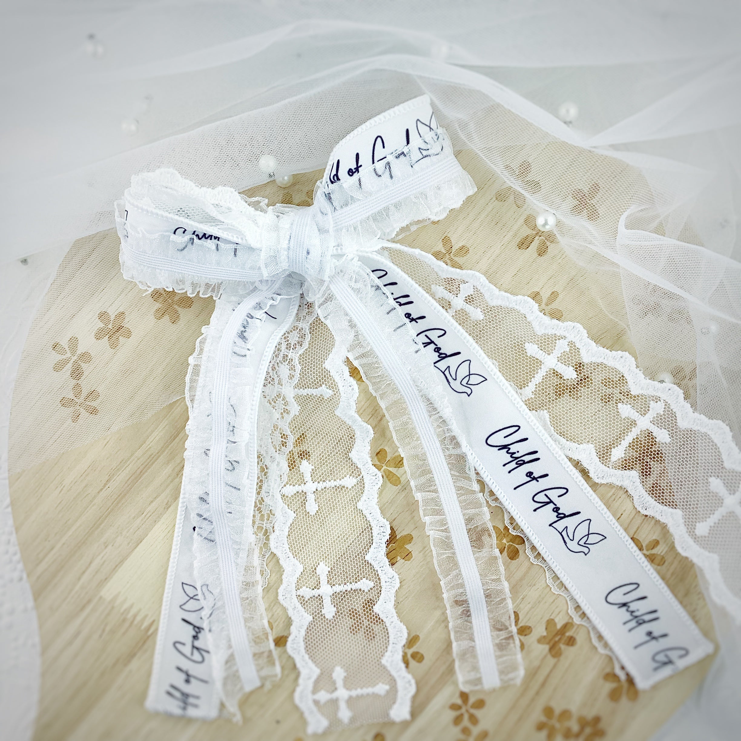 Child of God Messy Trim Bows