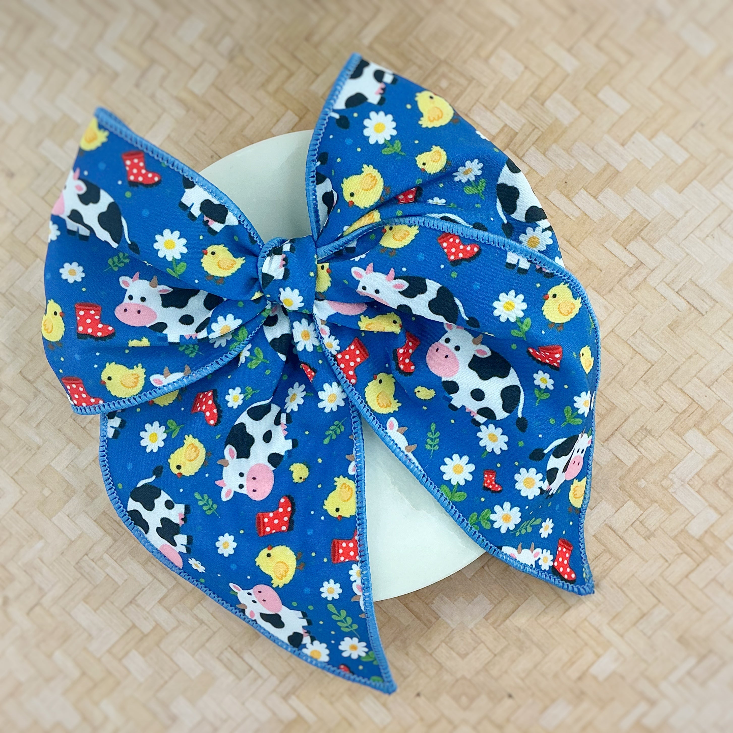 Cows and Chicks Pre-Tied Bow Strip Collection