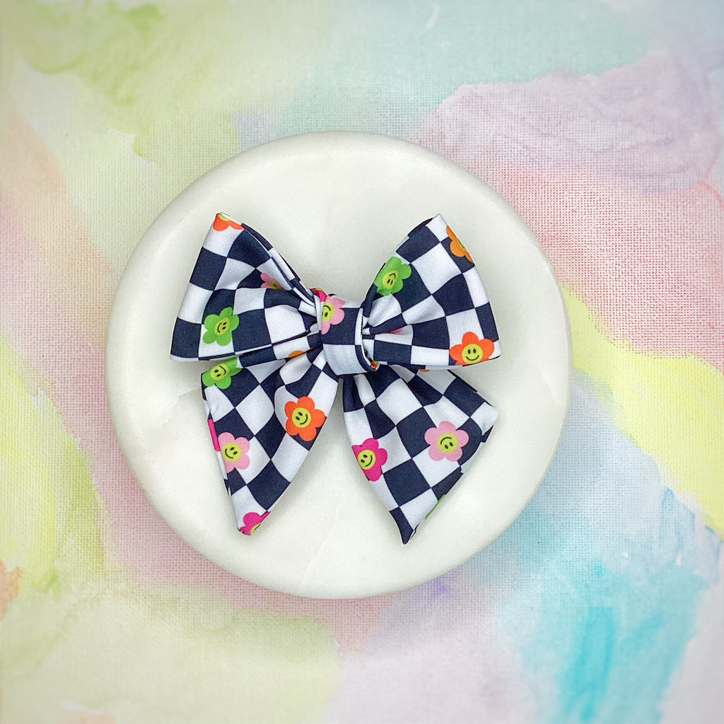 Happy Checkerboard Daisies Quinn Scrunchie and Bow Collection