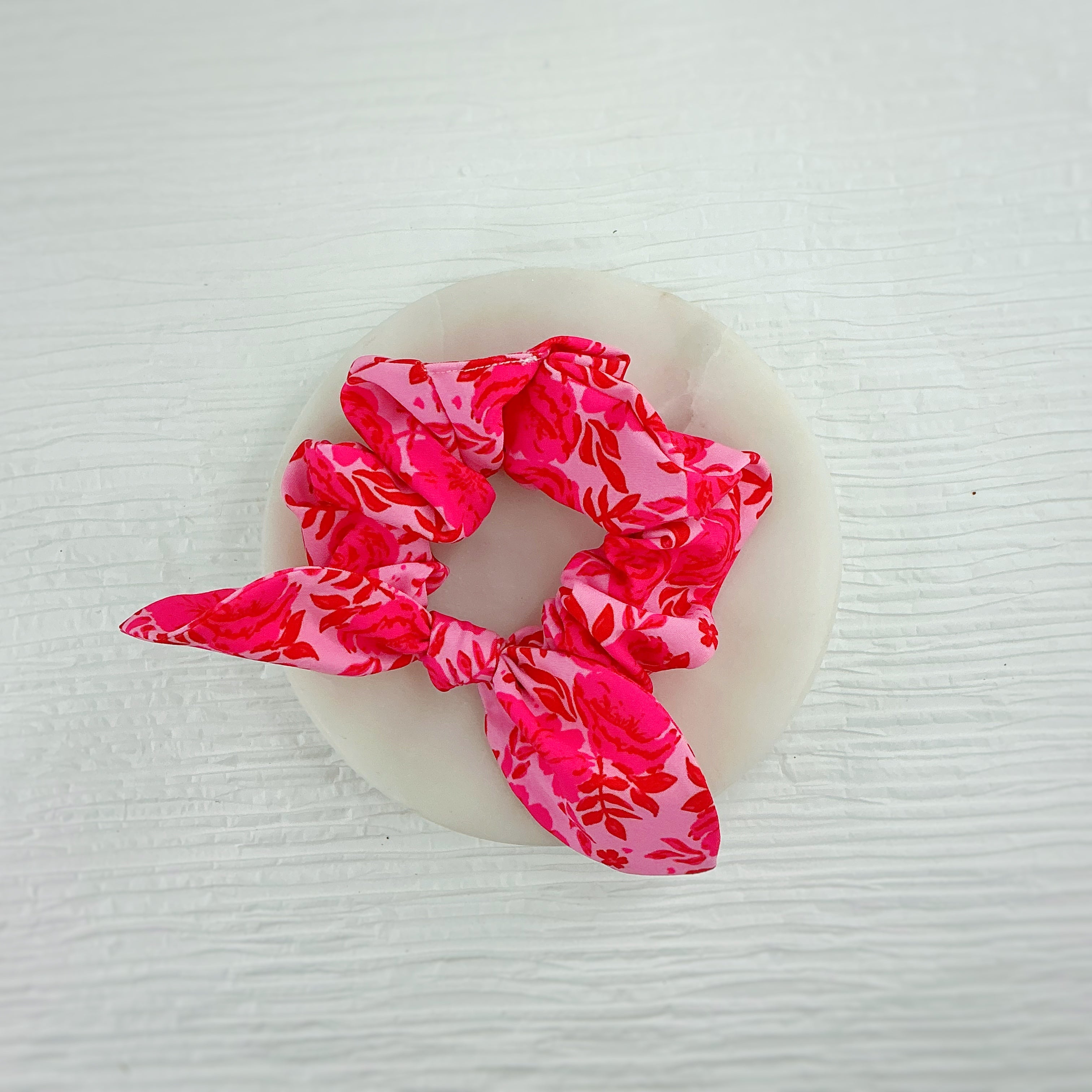 Hot Pink Floral Pre-Tied Bow Strip and Scrunchie Collection