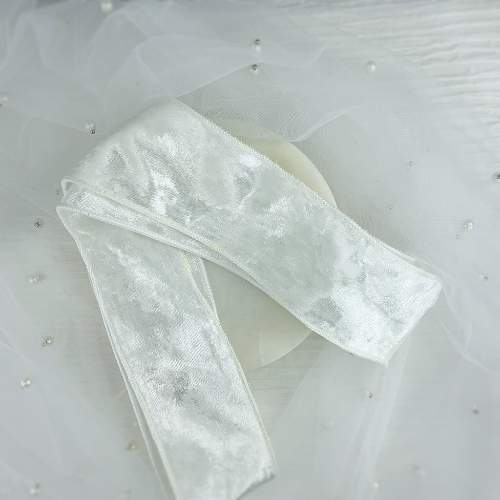 Tie-it-Yourself Velvet Bow Strips with Clip Included