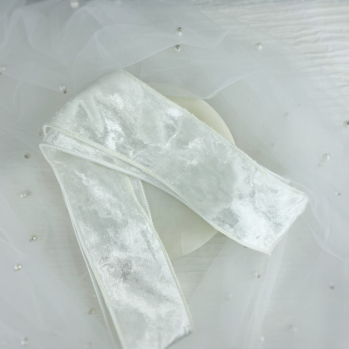 Tie-it-Yourself Velvet Bow Strips with Clip Included
