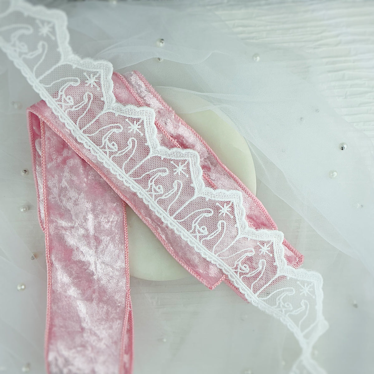 Tie-it-Yourself Velvet Bow Strips with Clip Included