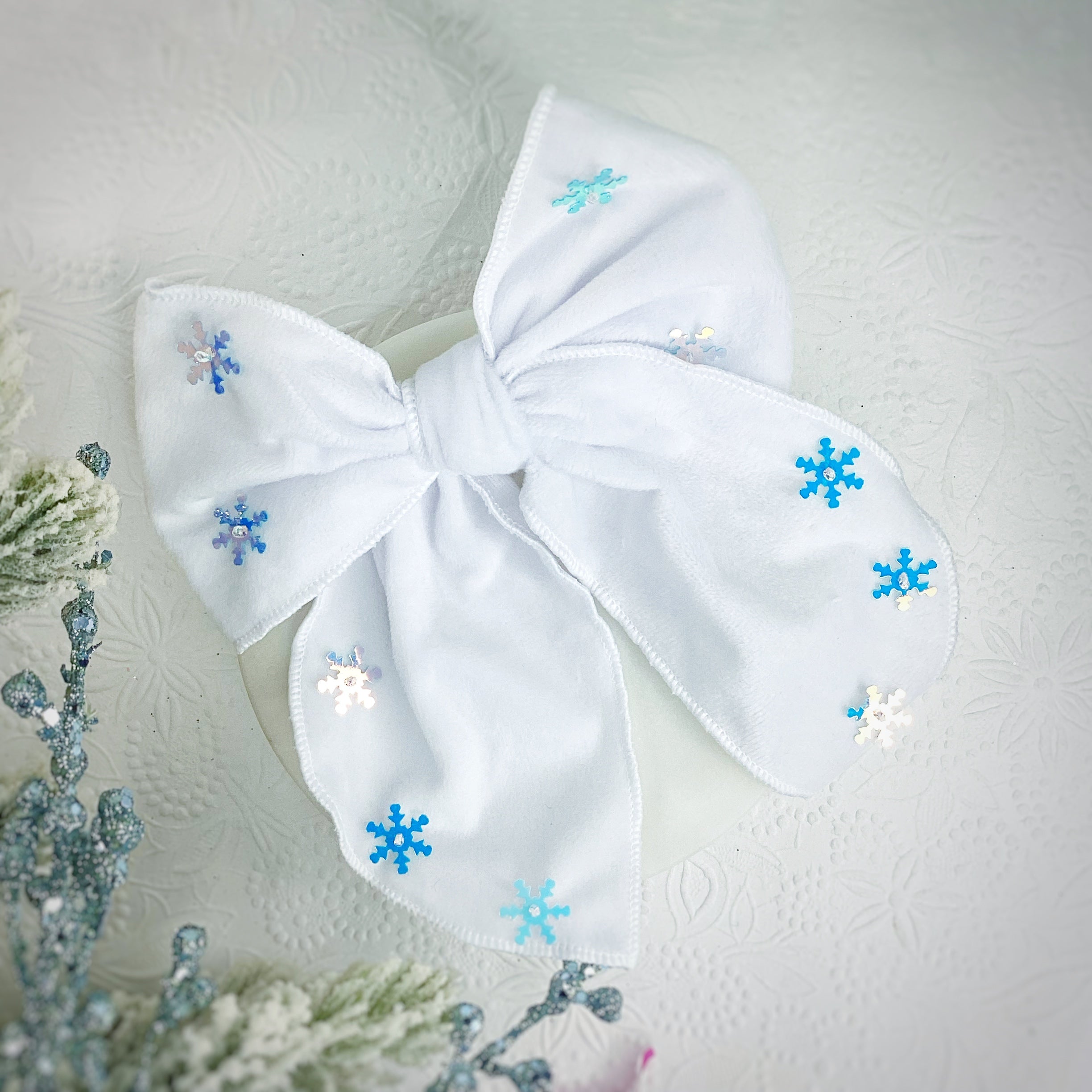 Sparkly Snowflake Bow Collection