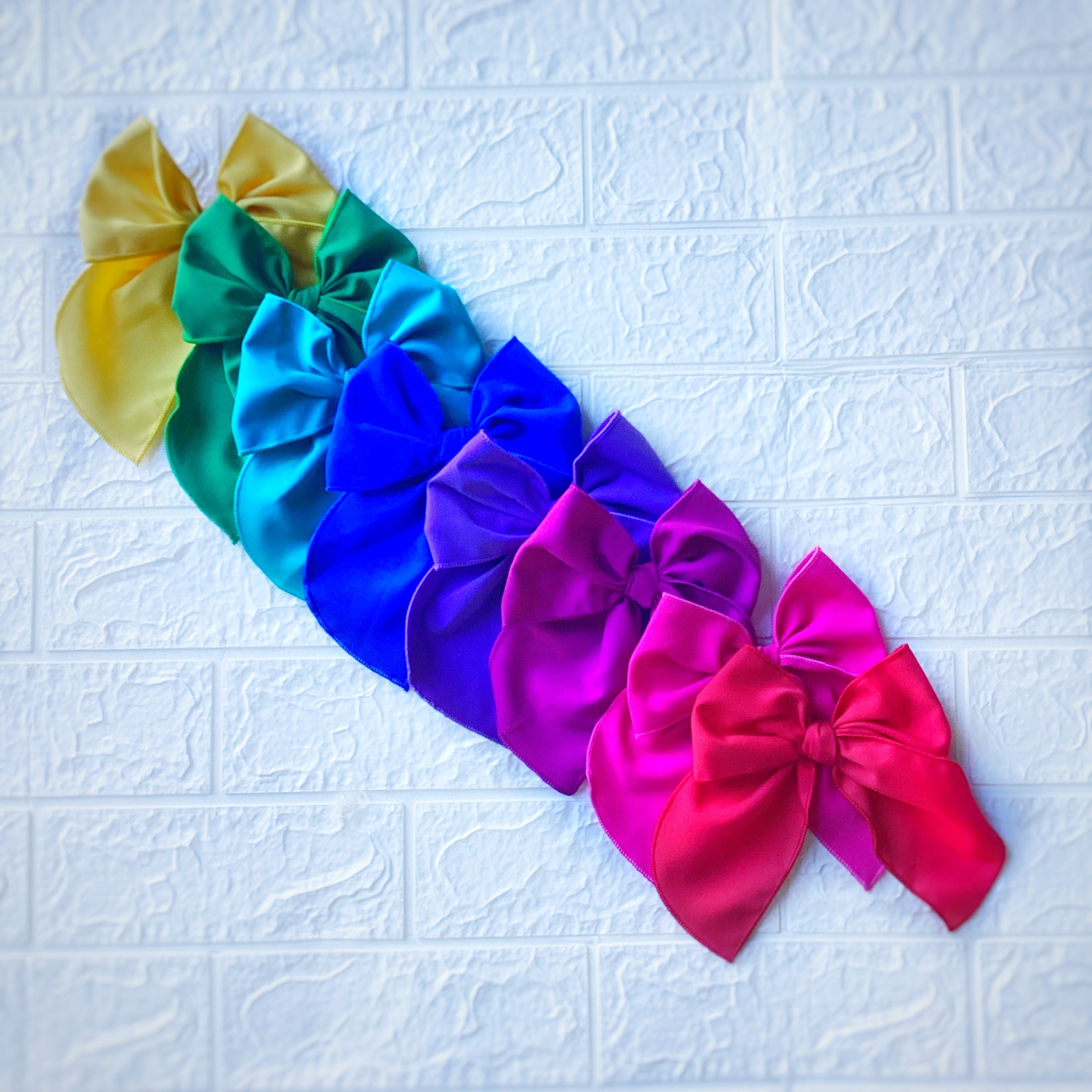 Rainbow Solids Pre-Tied Bow Strip Collection