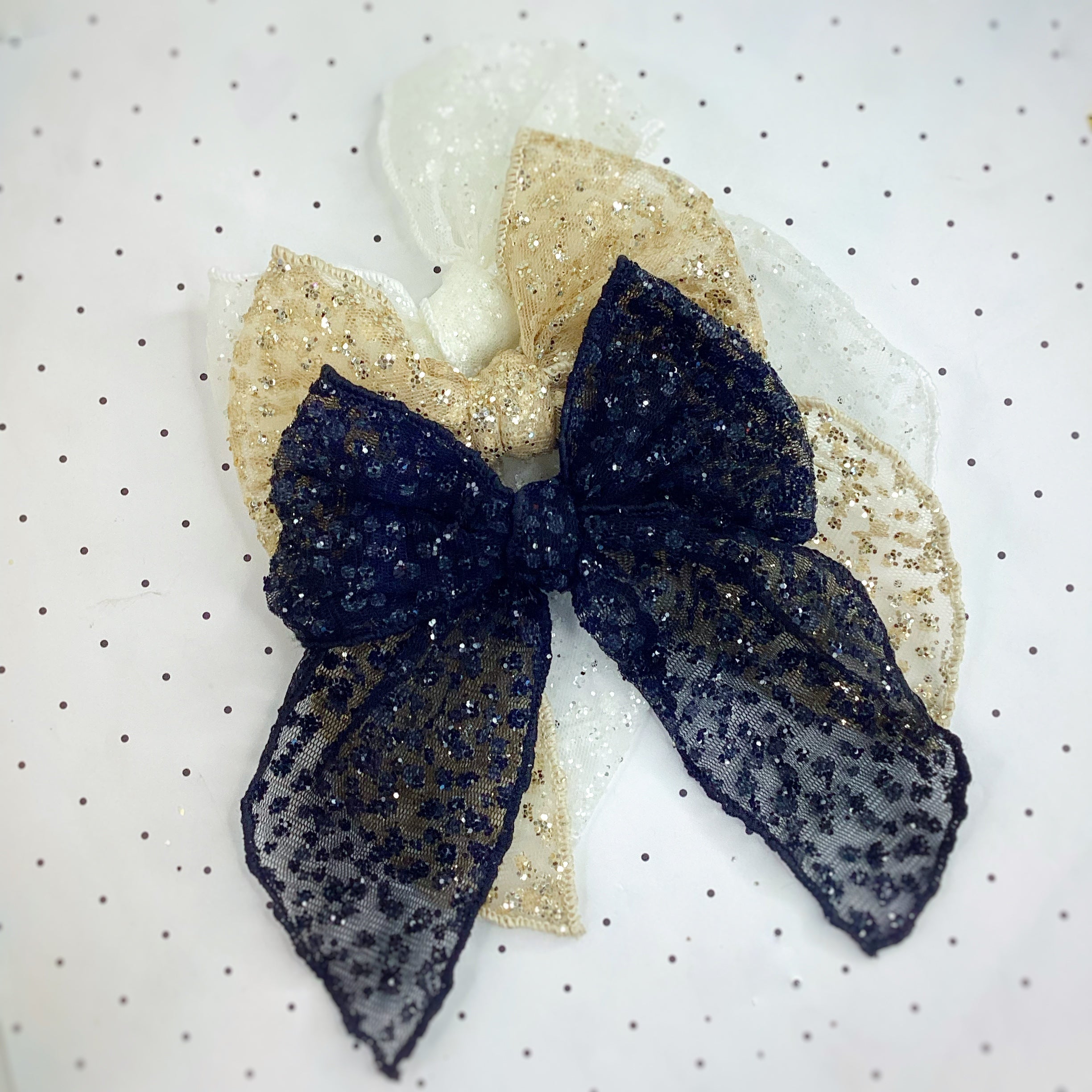 Super Glitter Tulle Pre-Tied Bow Strip Collection