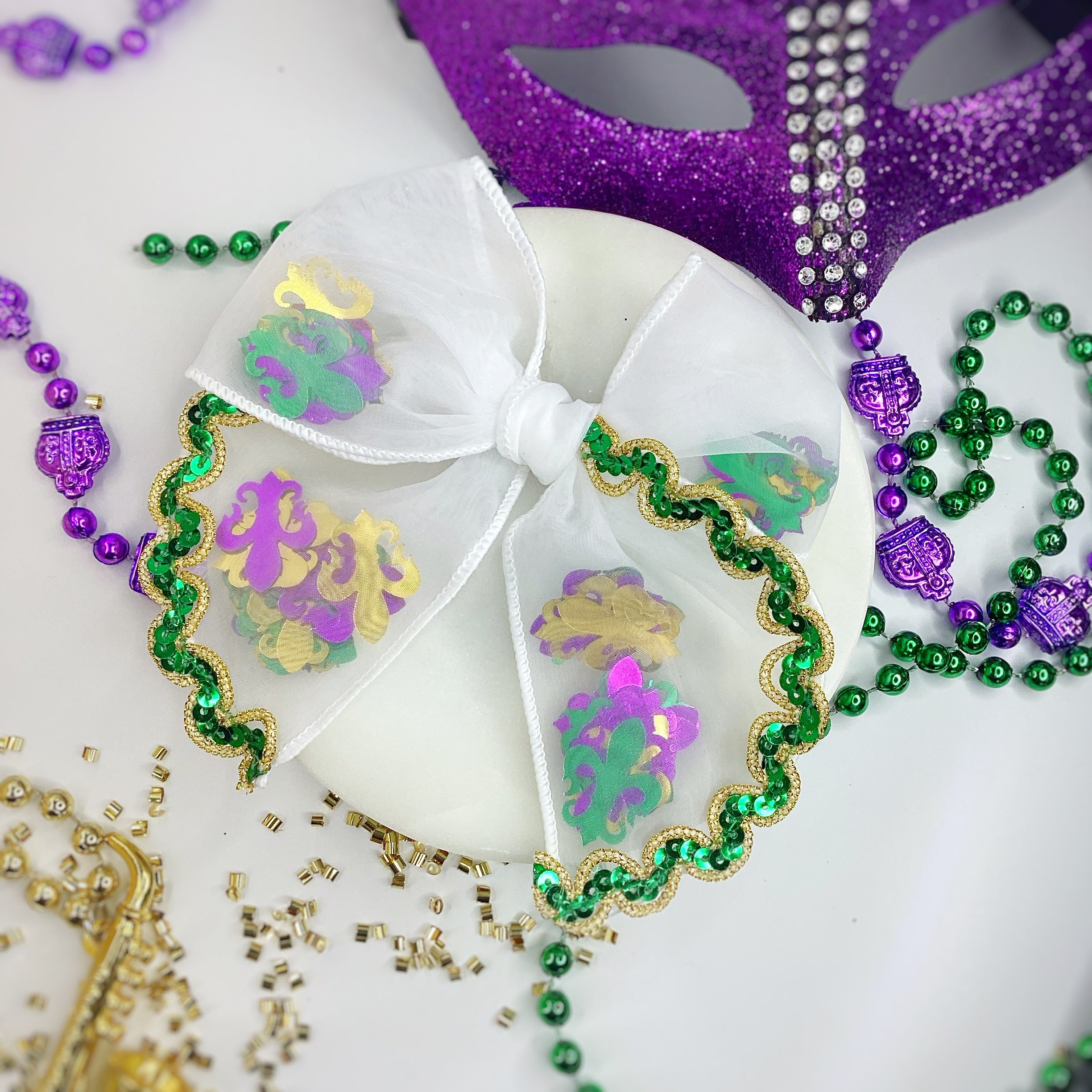 Mardi Gras Shaker Bows