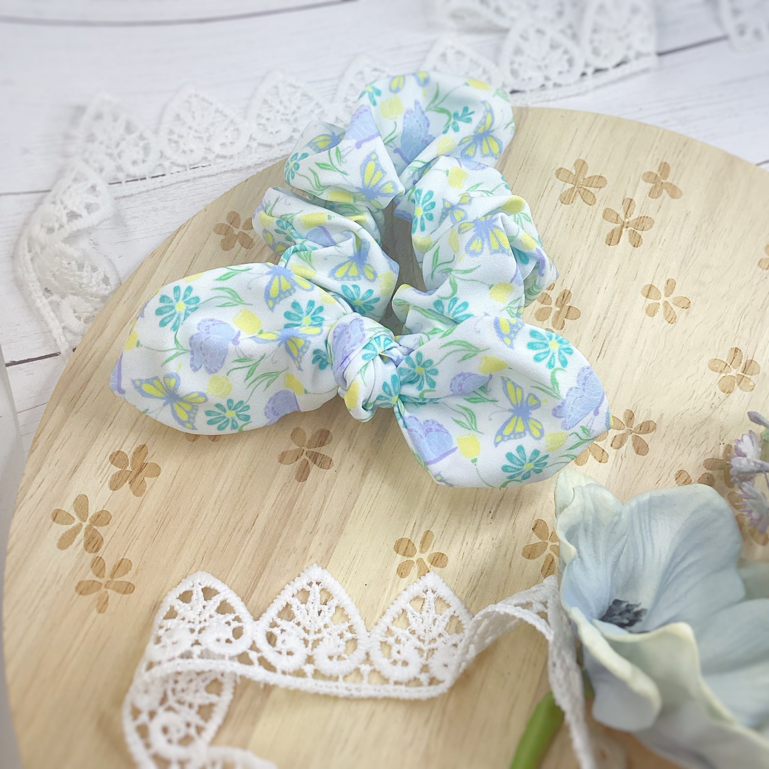 Butterflies and Flowers Bow Strip and Scrunchie Collection
