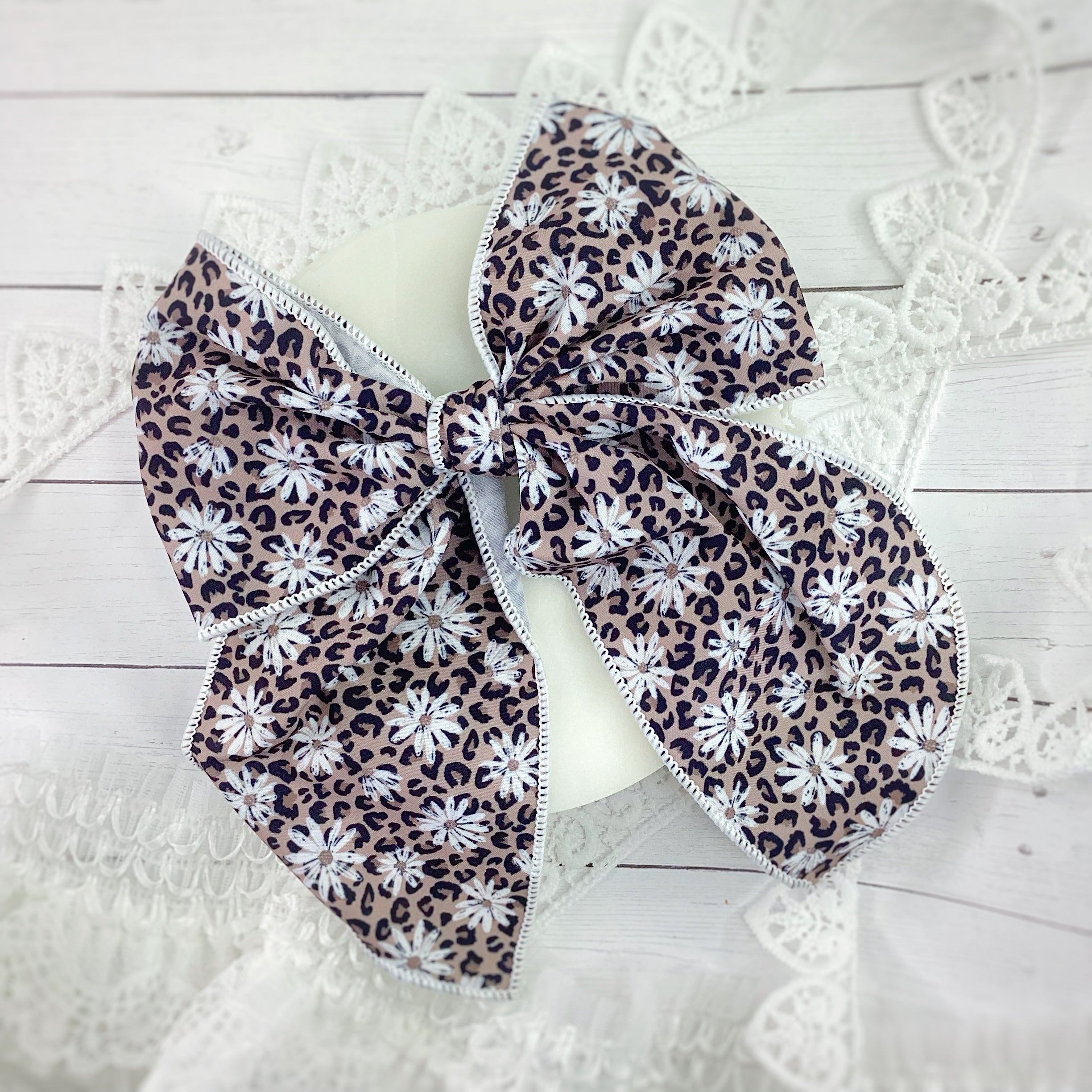 Leopard Daisy Bow Strip and Scrunchie Collection