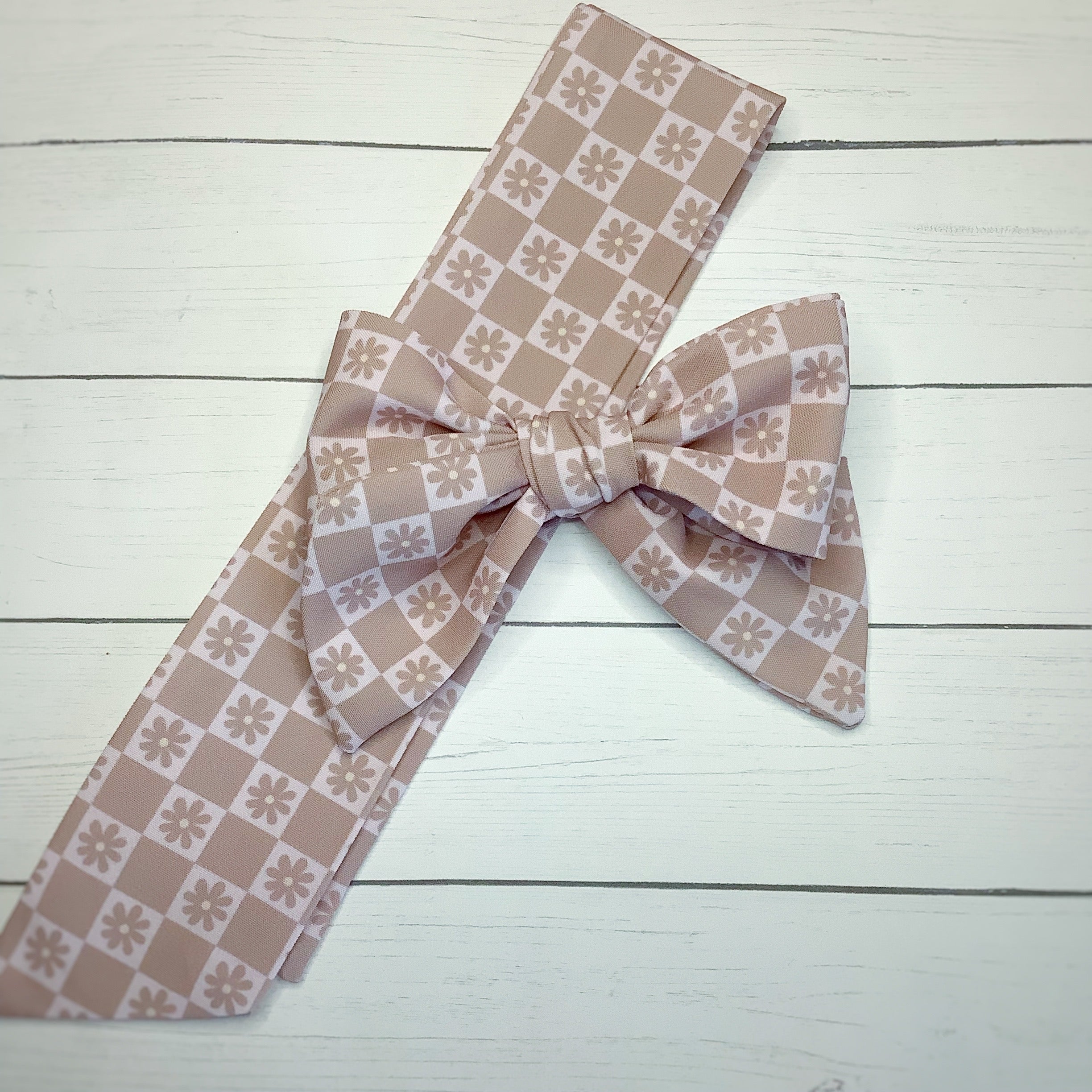 Neutral Checkered Daisies Bow Strip, Headband and Scrunchie Collection