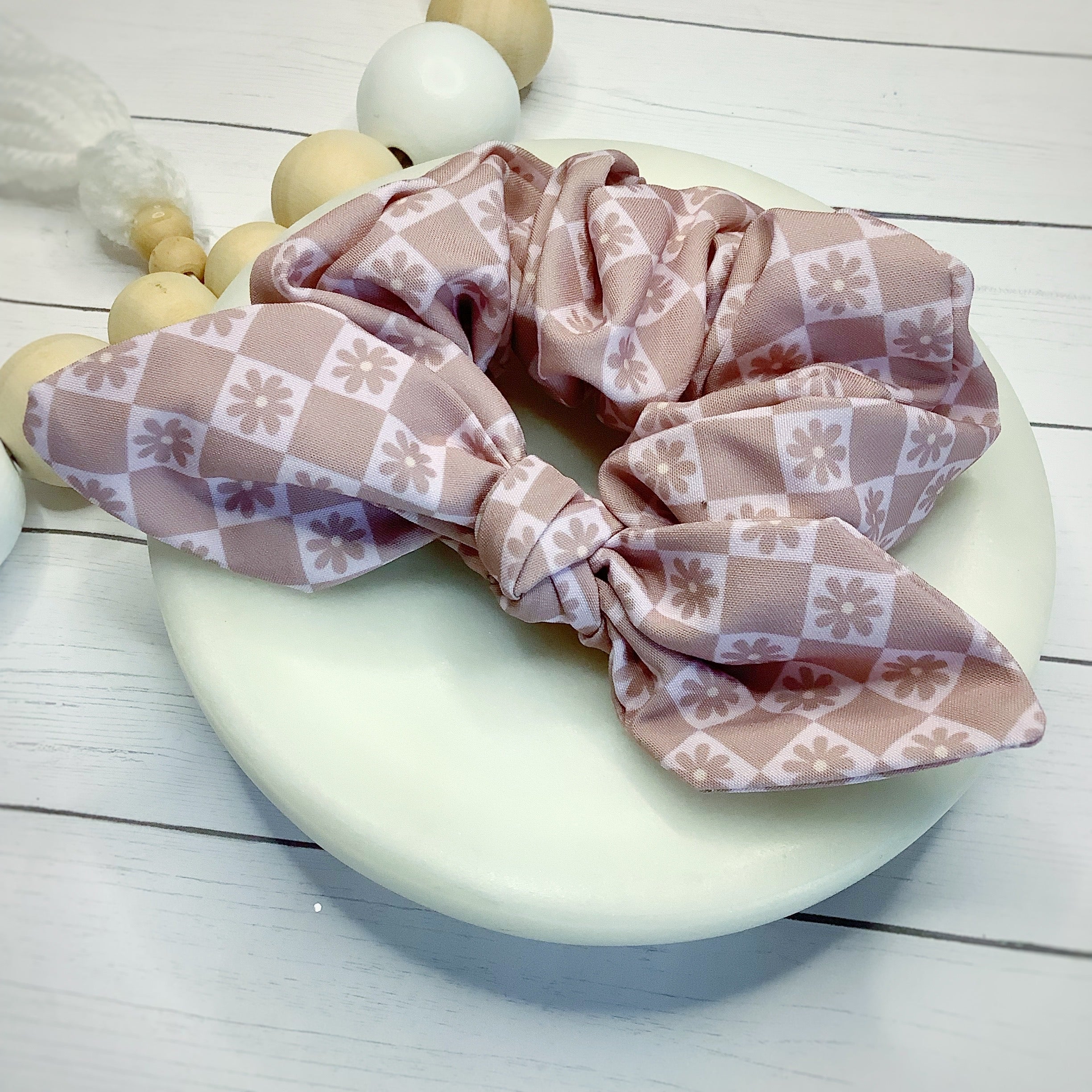 Neutral Checkered Daisies Bow Strip, Headband and Scrunchie Collection