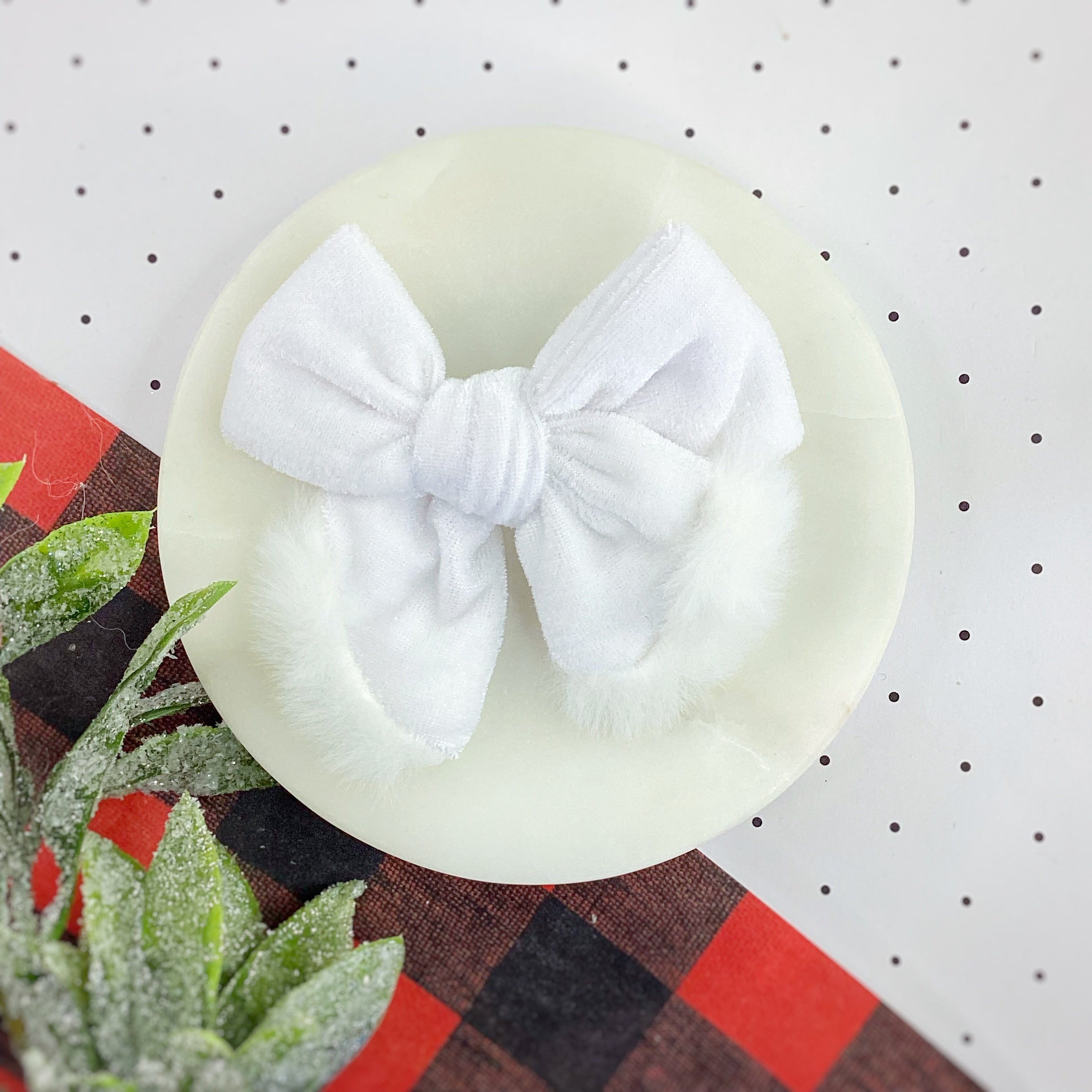White Santa Pre-Tied Bow Strip