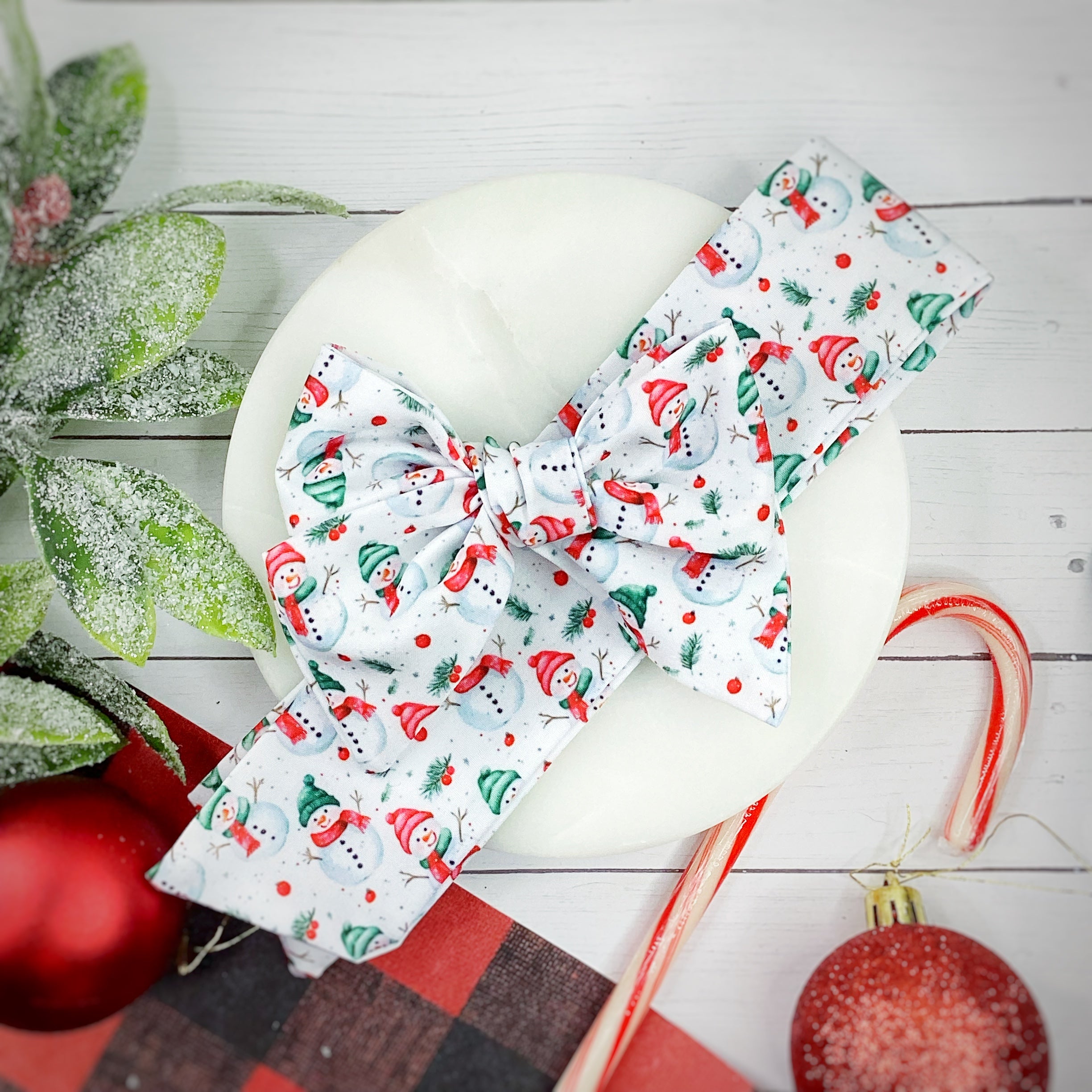 Traditional Snowmen Bow Strip and Scrunchie Collection