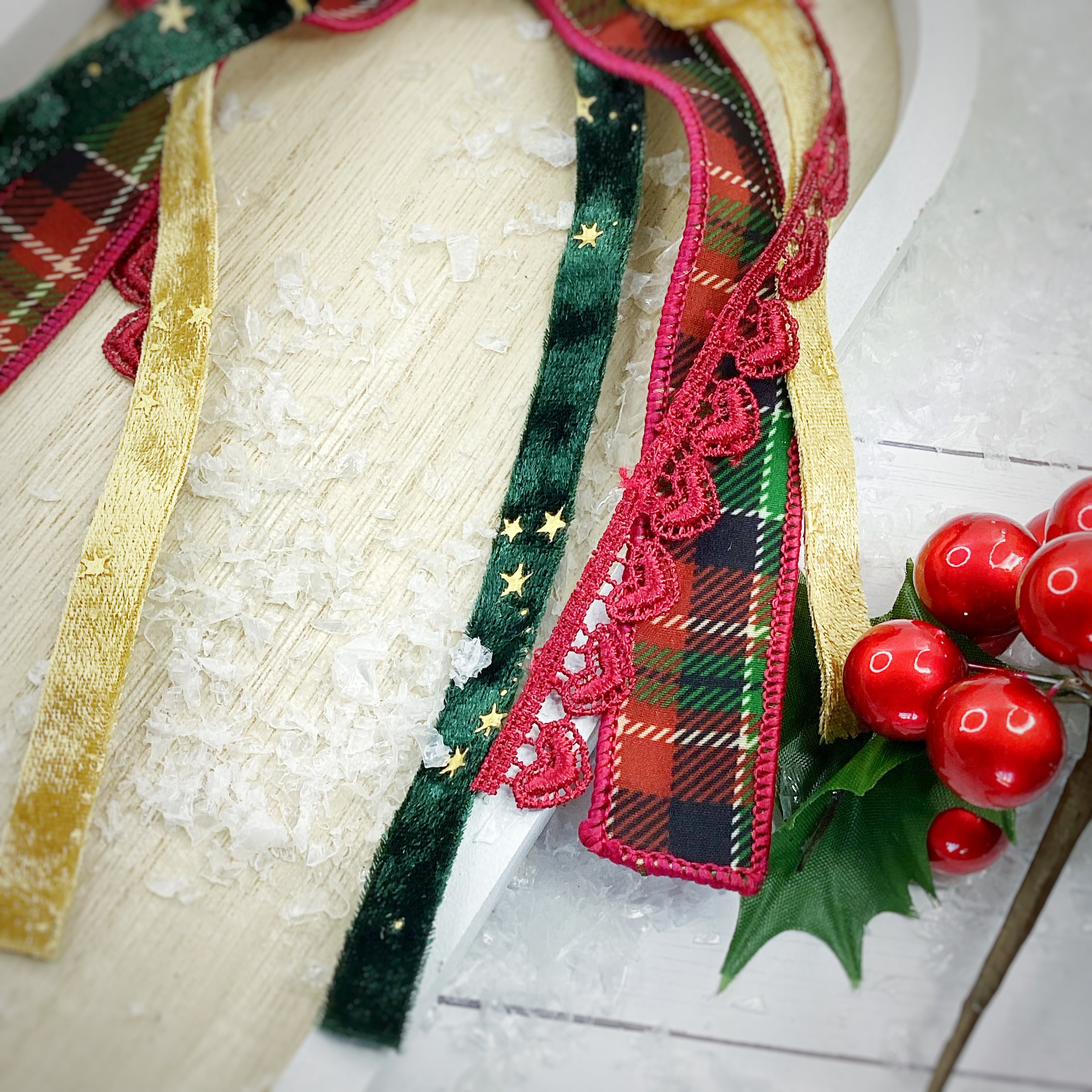 Plaid and Lace Messy Trim Bows