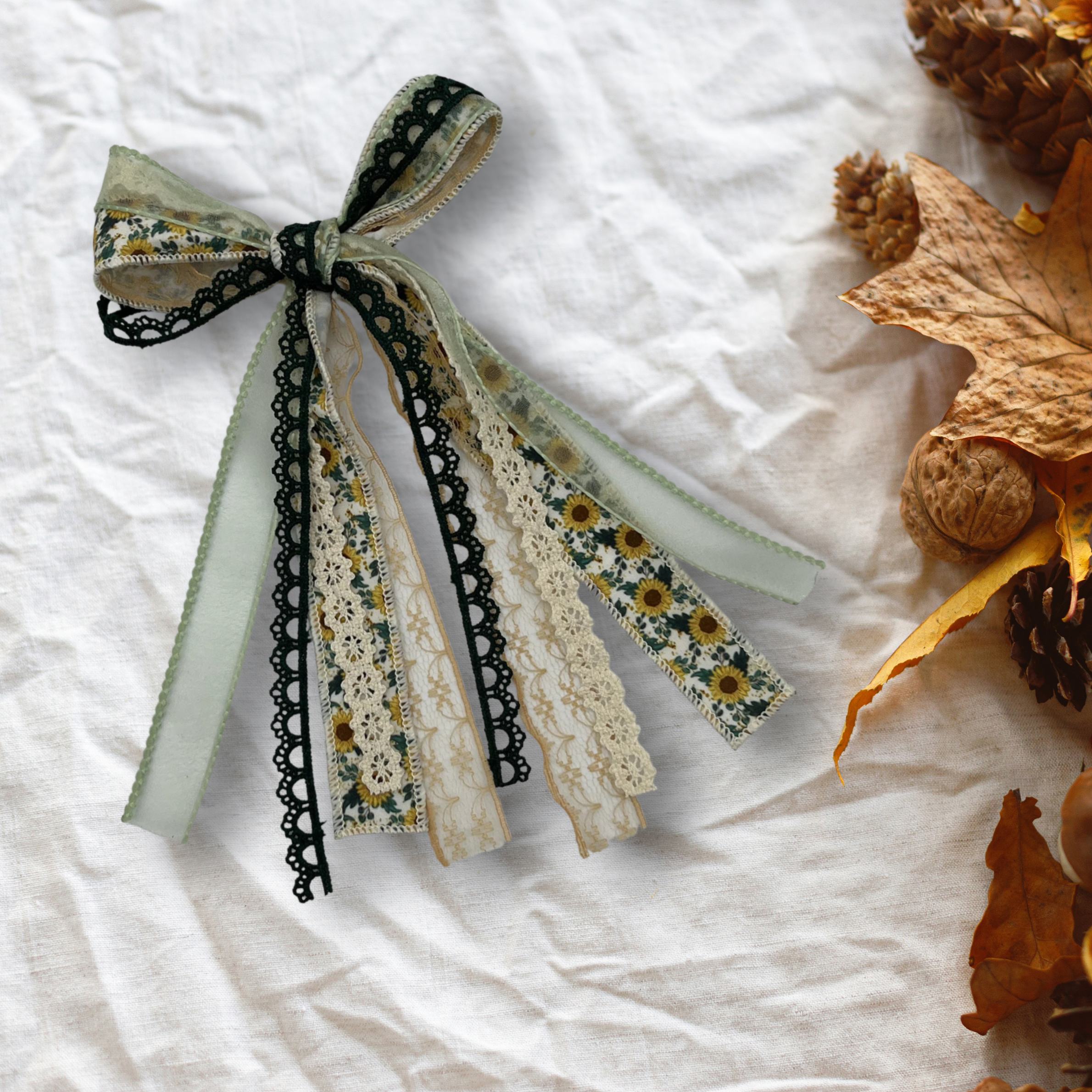 Sunflowers and Lace Messy Trim Bows
