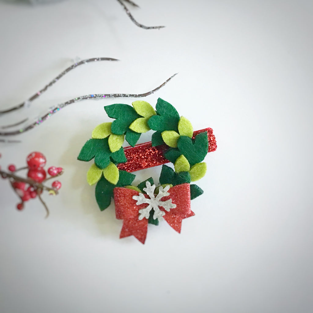 Christmas Friends Hair Clips-TheBowsandtheBees